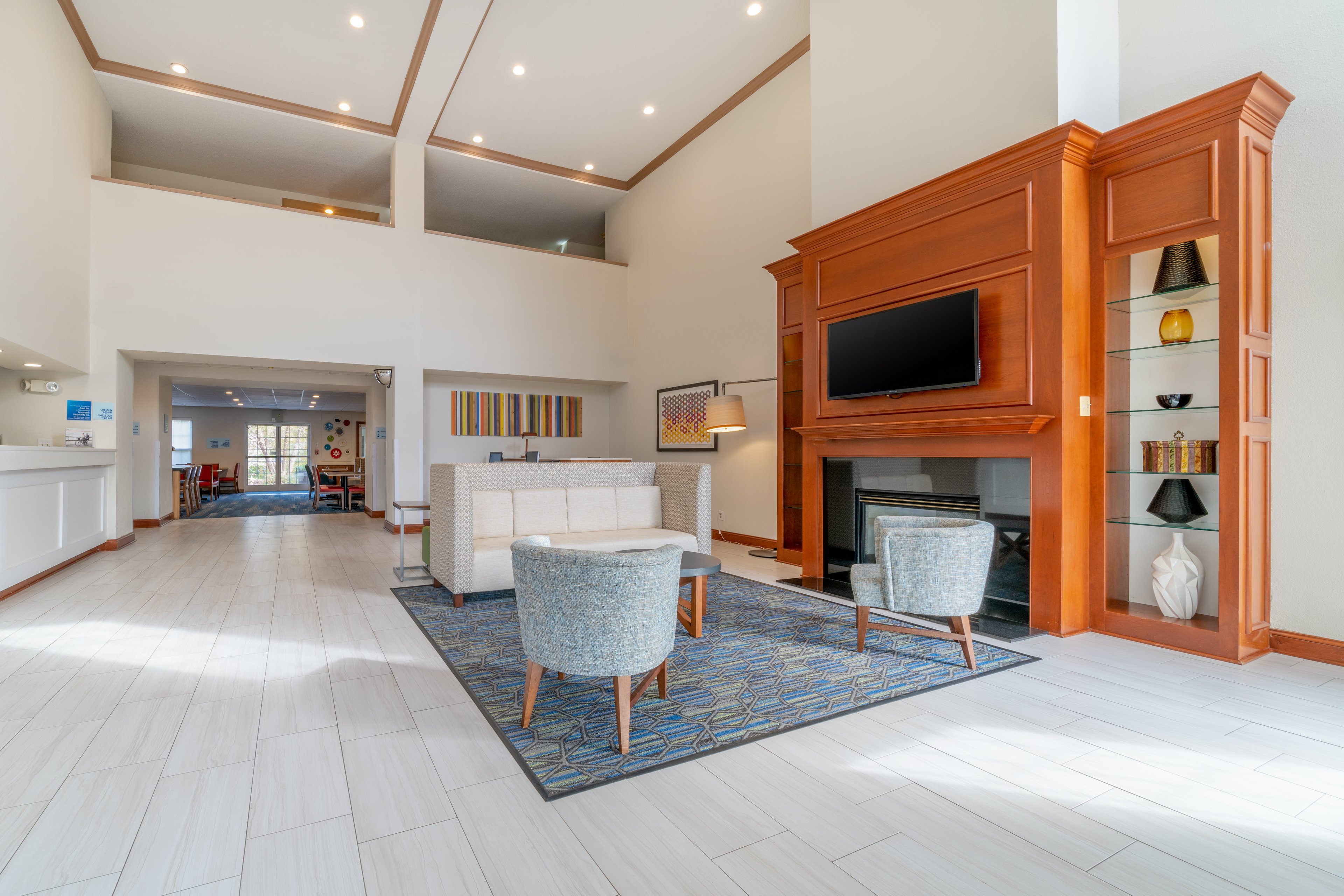 Holiday Inn Express Prince Frederick 39/56