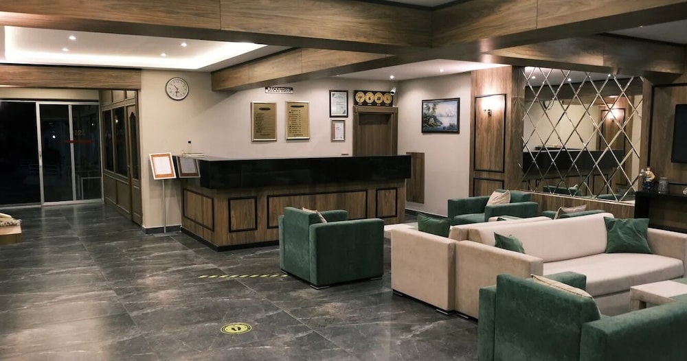 Imeros Hotel 15/25