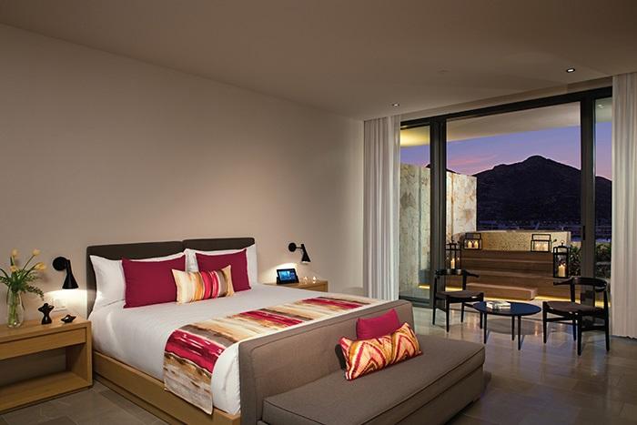 Master, Suite, with View