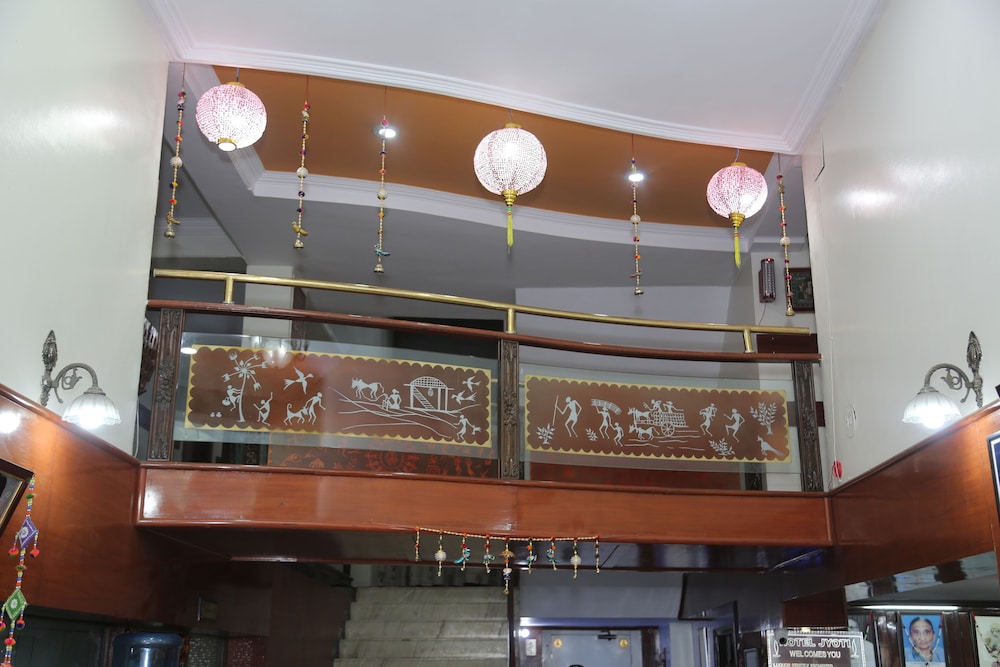 Hotel Jyoti 5/49