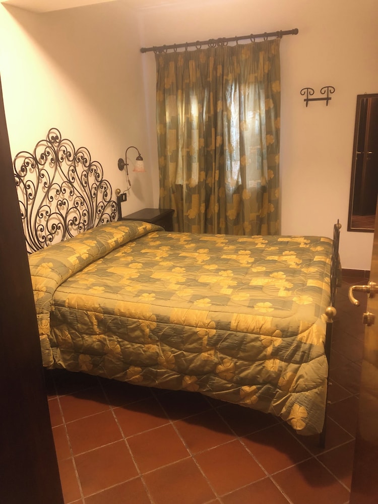 Hotel Bucaneve 23/40