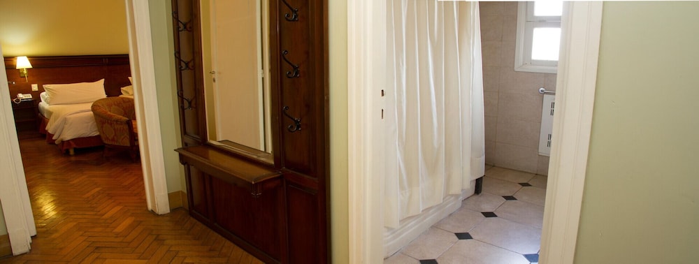 Hotel Colonial San Nicolas 3/48