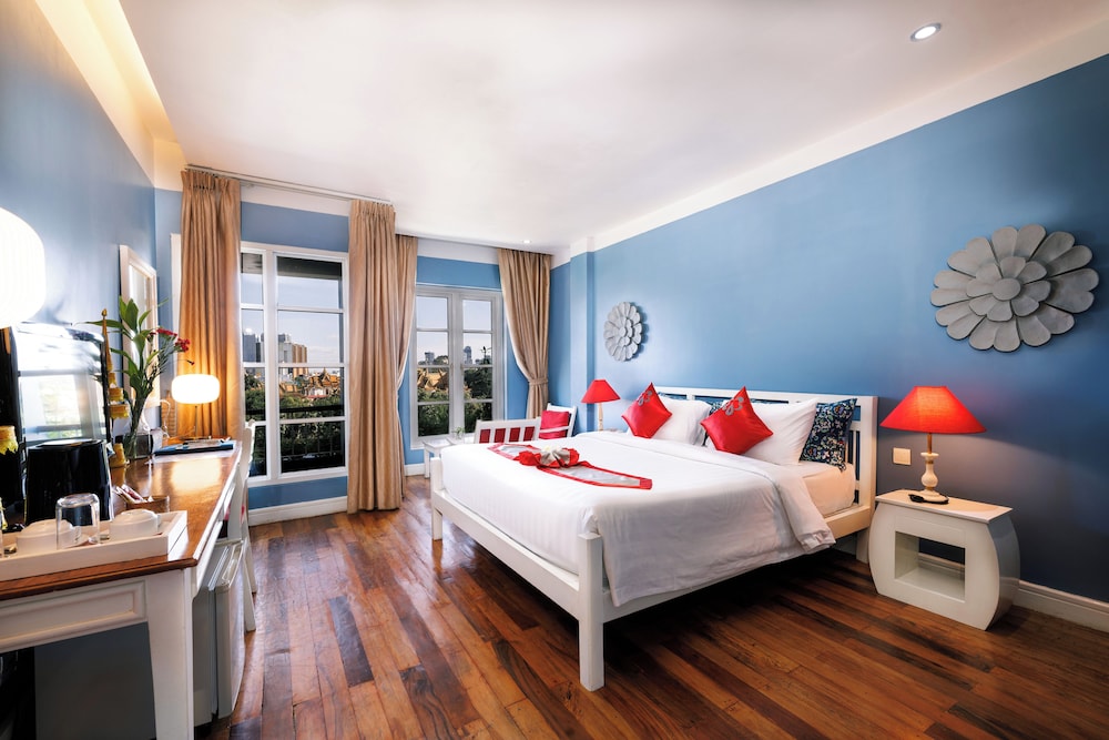 Frangipani Royal Palace Hotel Spa 24/60