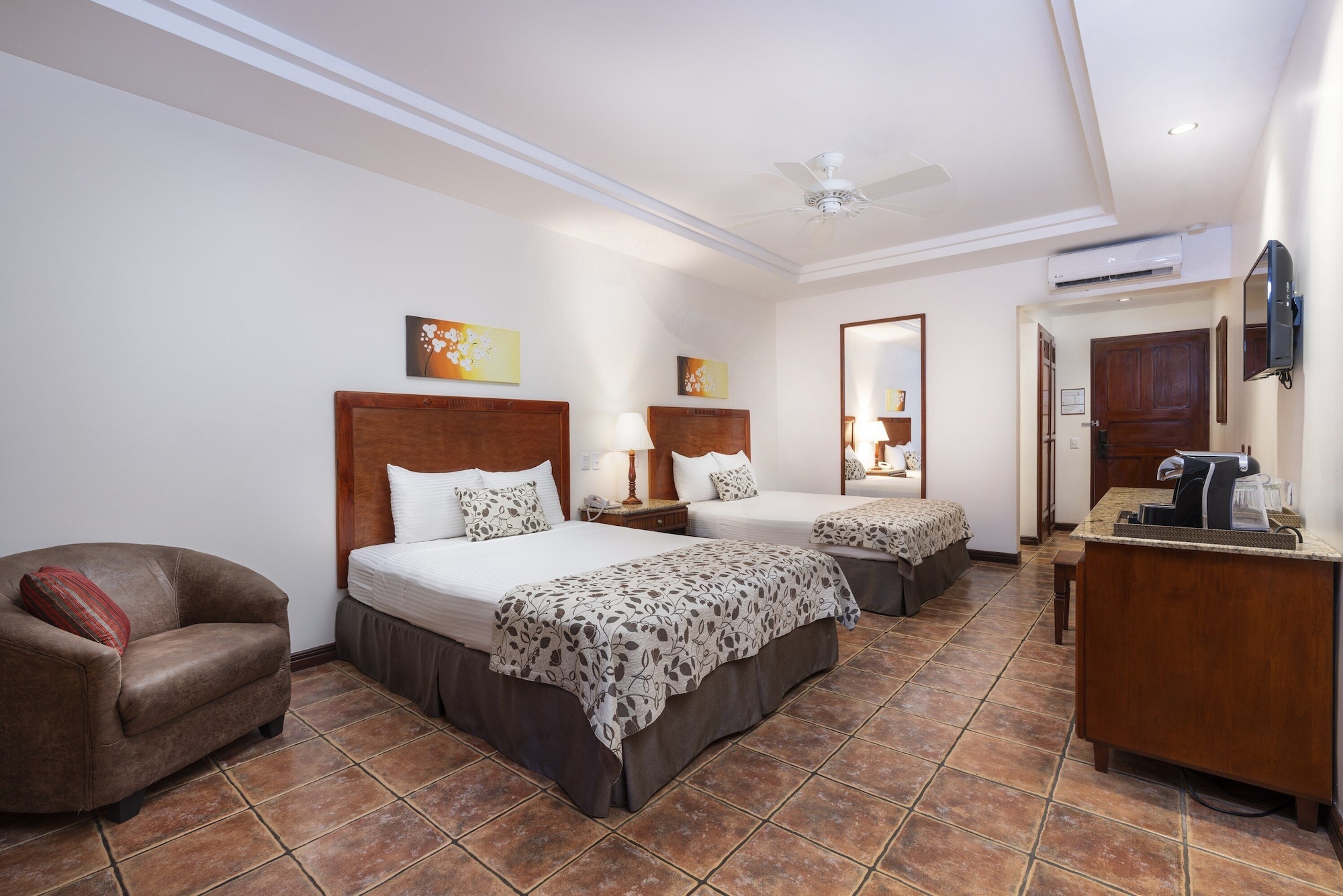 Sunset, 2 Queen Beds, Ocean View، Tamarindo Diria Beach Resort 5/10