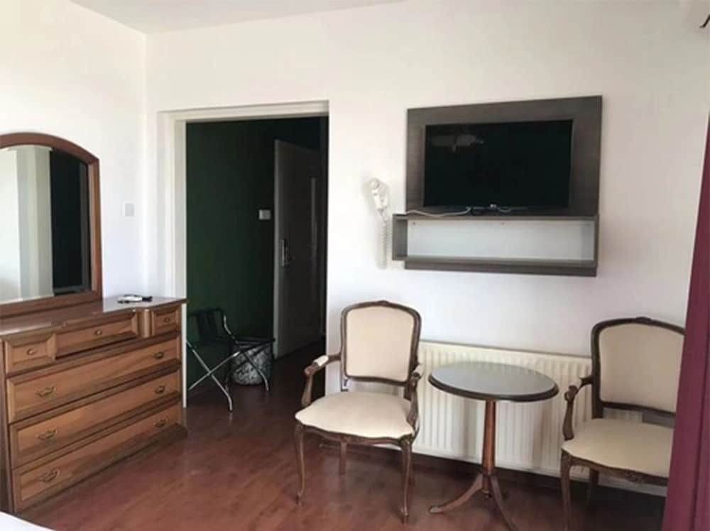 St Elena Boutique Hotel 37/50