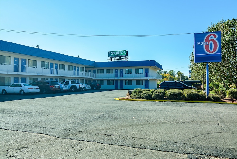 Motel6 Russellville, AR in RUSSELLVILLE - AR