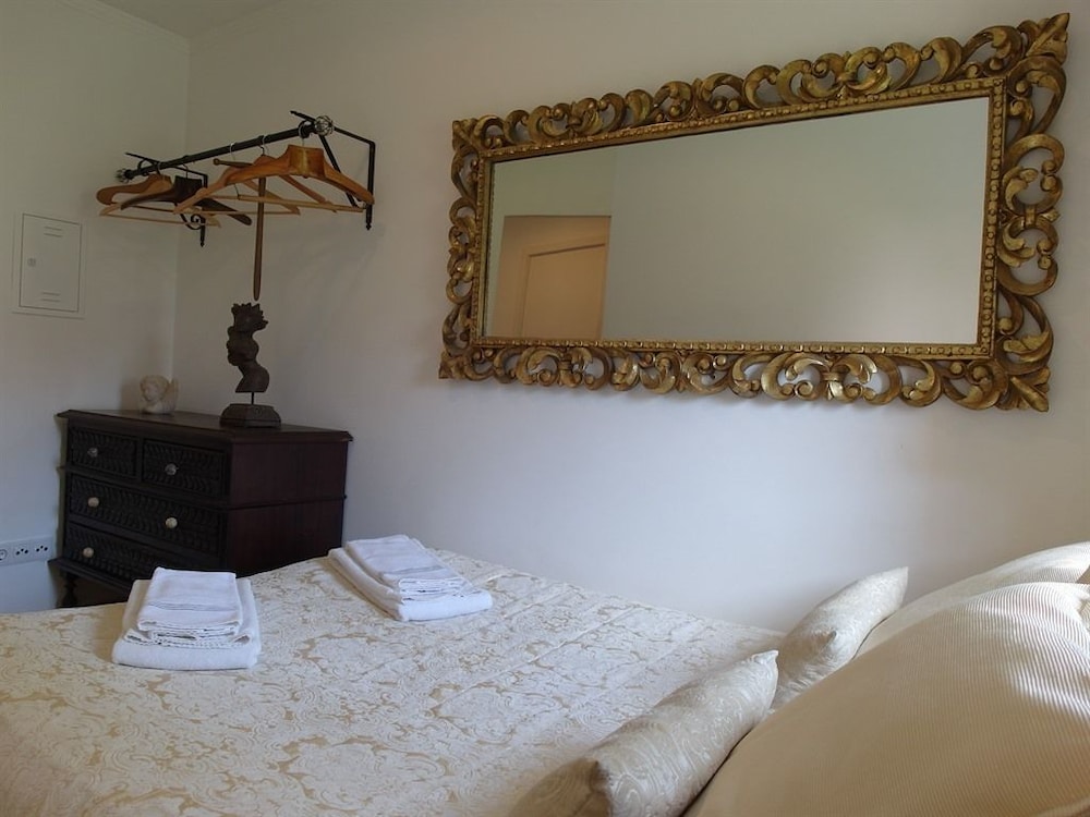 Santosweethome 1 11/50