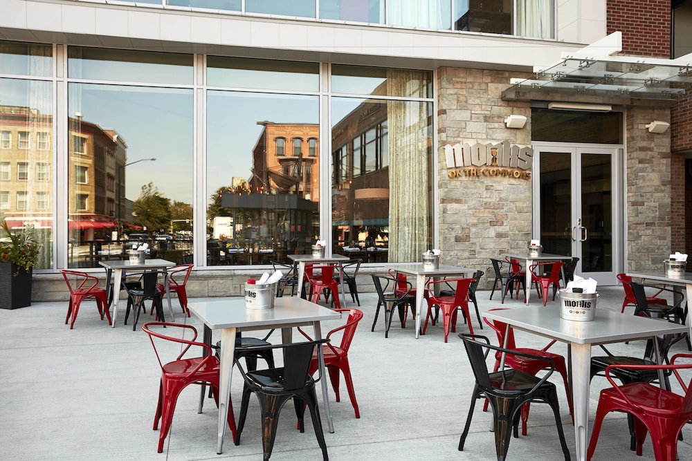 Ithaca Marriott Downtown On the Commons 30/41