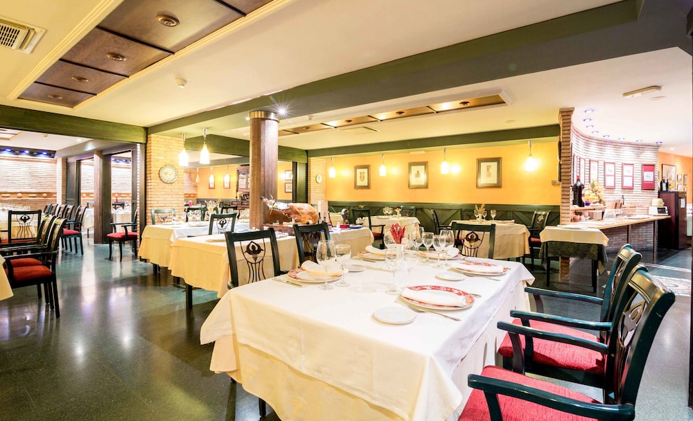 HOTEL RESTAURANTE EL PATIO 26/39