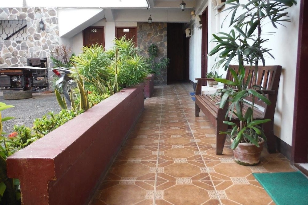 Antonios Pension House 16/50