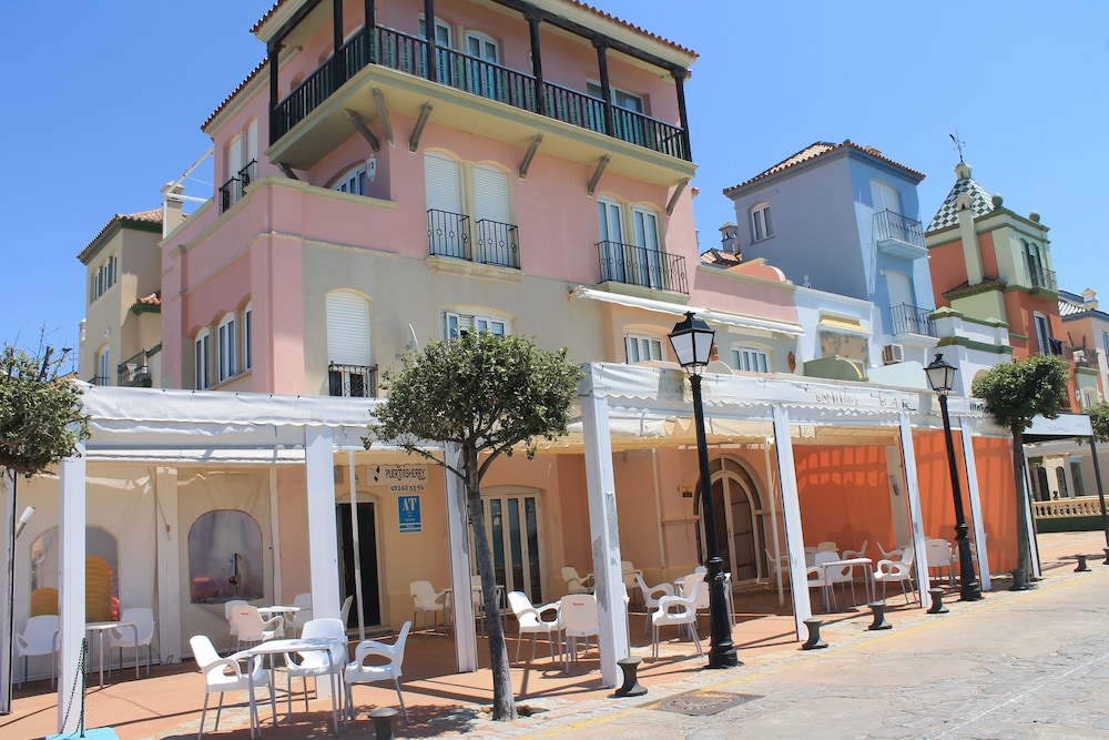 Apartamentos Puerto Sherry 7/50