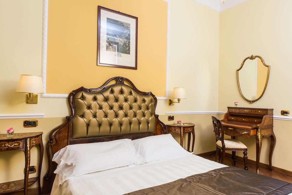 غرفة كلاسيكية بسرير مزدوج أو سريرين منفصلين، Bristol Palace 2/6