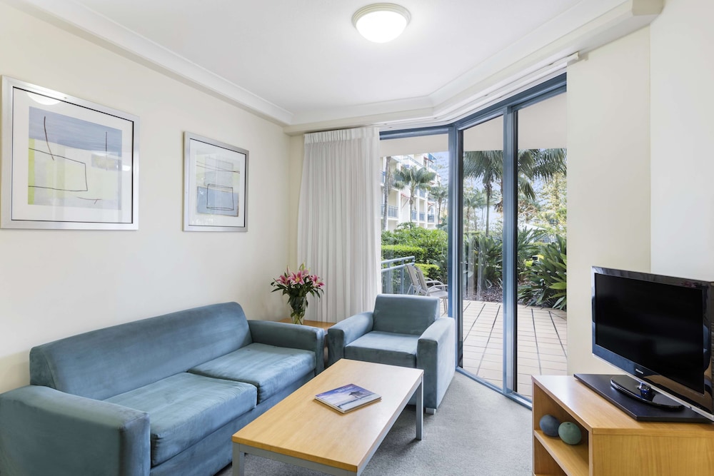 Oaks Gold Coast Calypso Plaza Suites 40/72