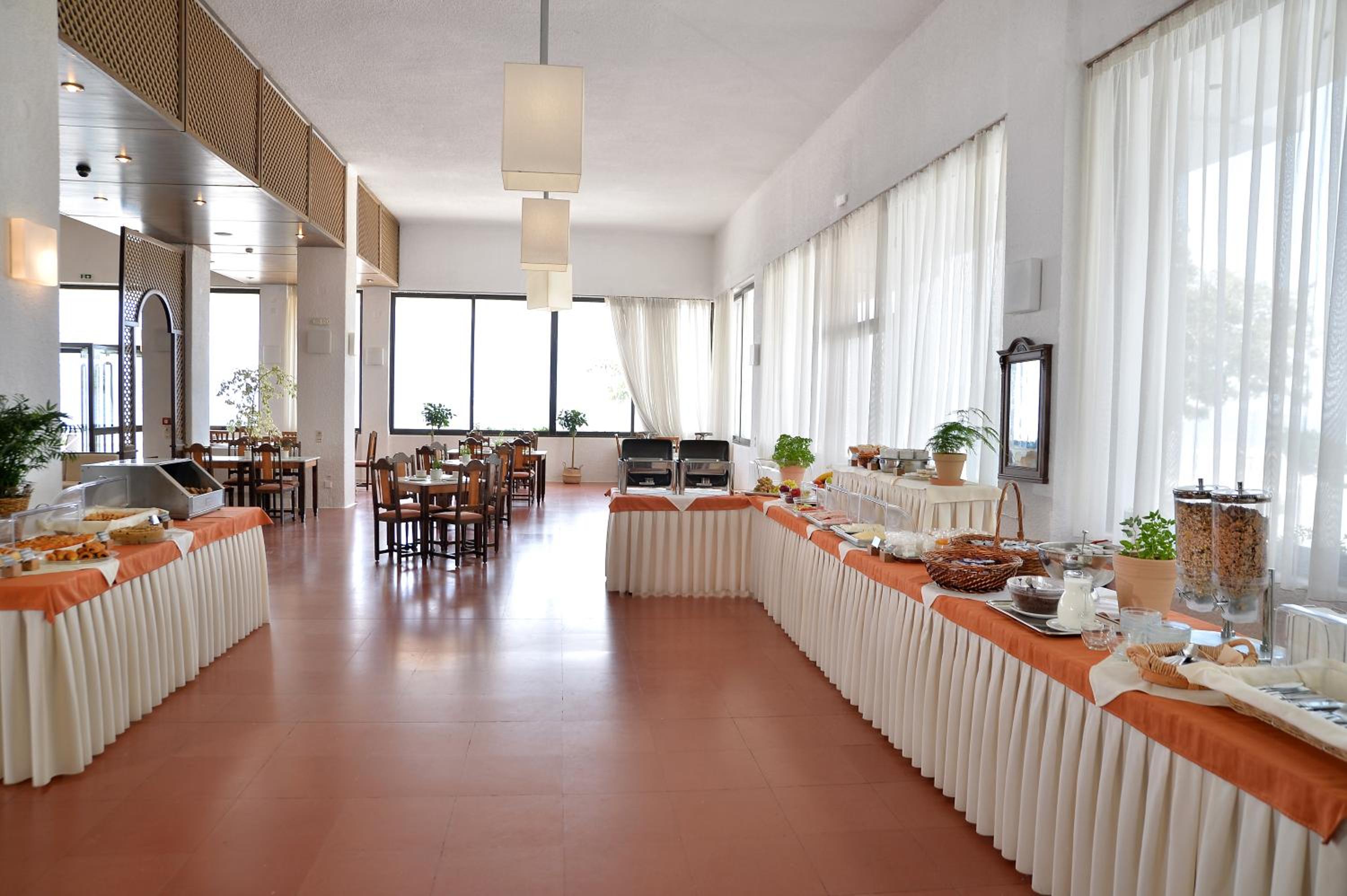 LIMIRA MARE HOTEL 37/53