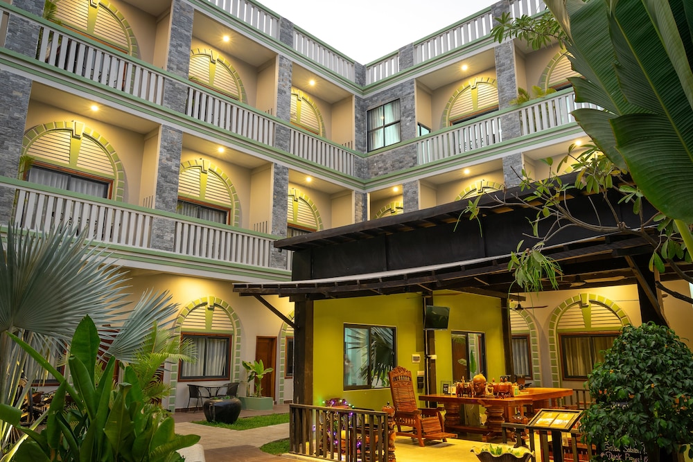 Reveal Angkor Boutique Hotel 2/66