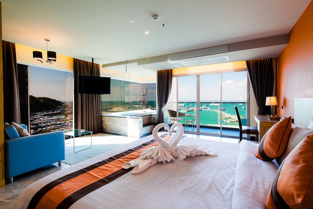 Balihai Bay Pattaya 33/43