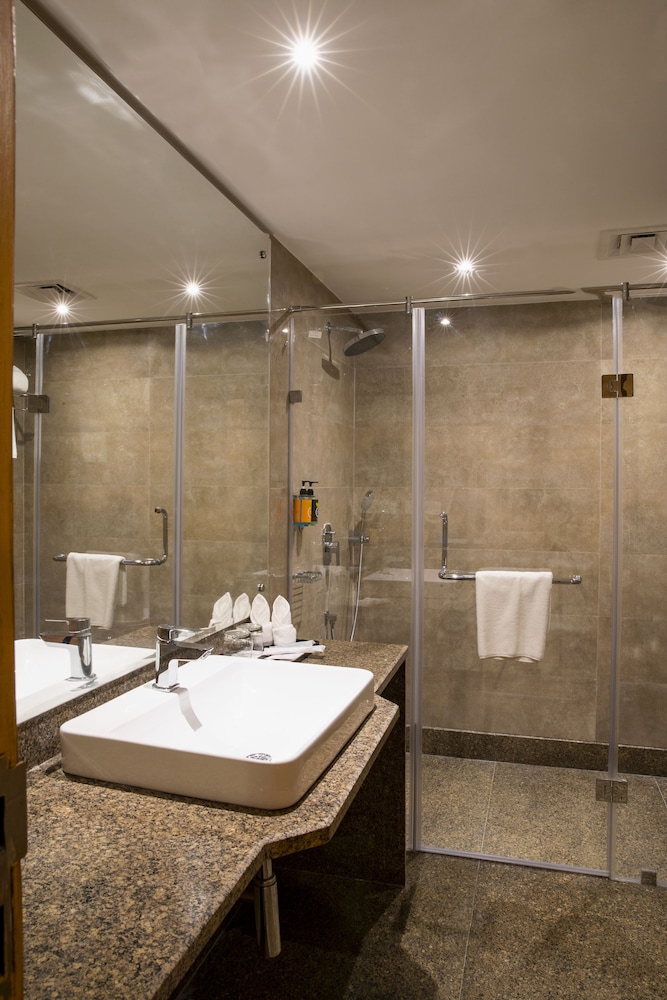 Regenta Central Cassia Zirakpur Chandigarh 40/42