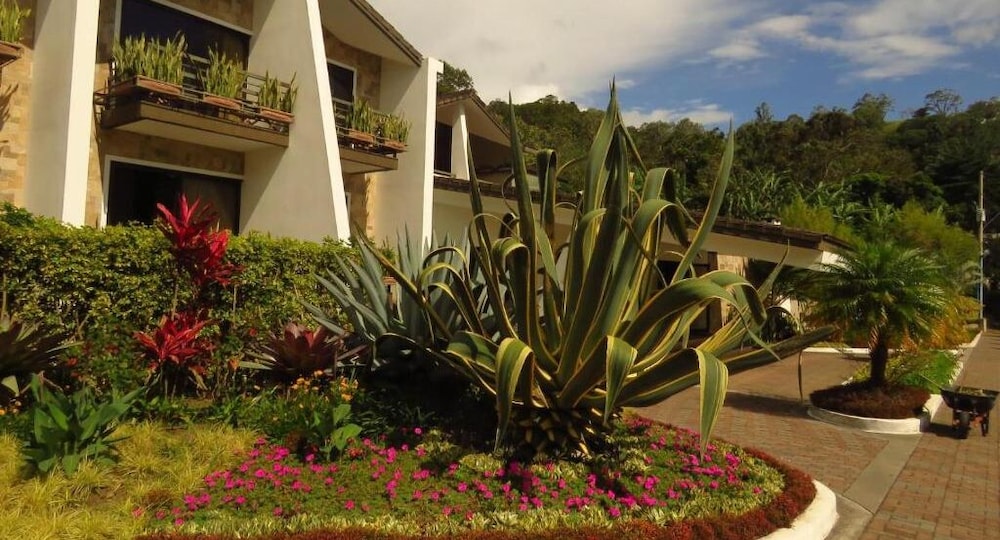 Hotel Ladera 44/50