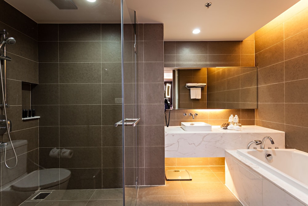 Hyatt Place Bangkok Sukhumvit 1 46/50