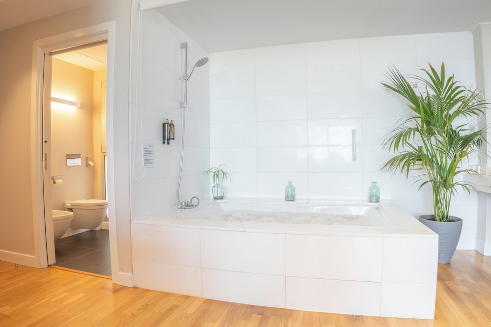 Meraki Beach Hotel Adults Only 6/50