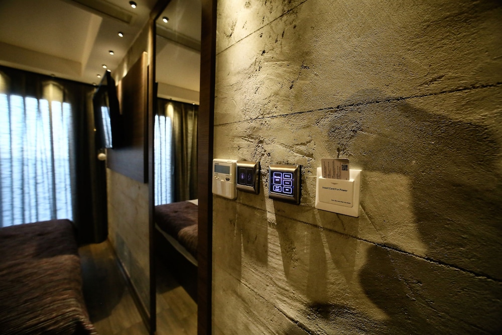 Elibol Hotel 5/52