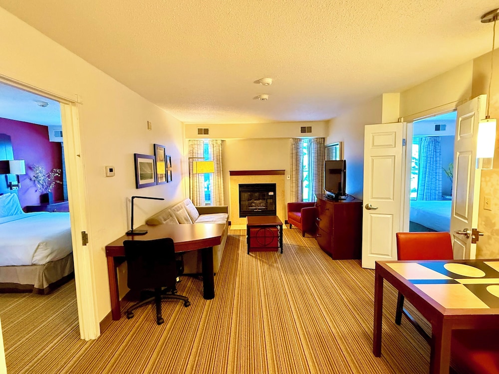 Residence Inn by Marriott Madison East 15/47