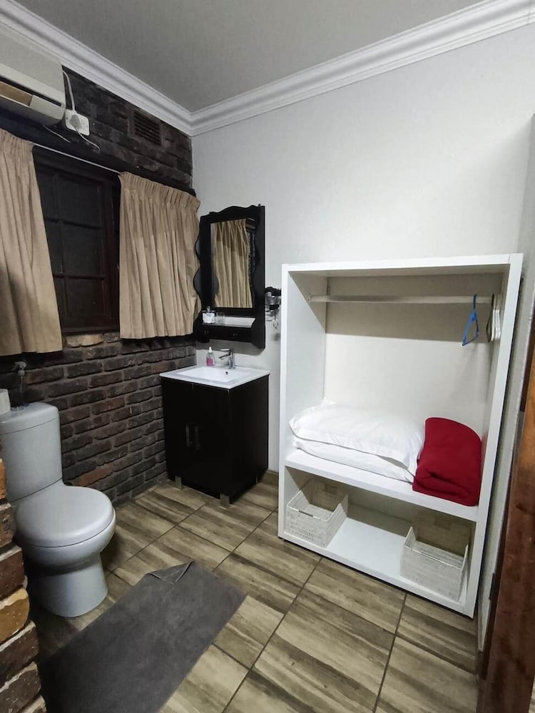 Royal Game Guest House 6/50