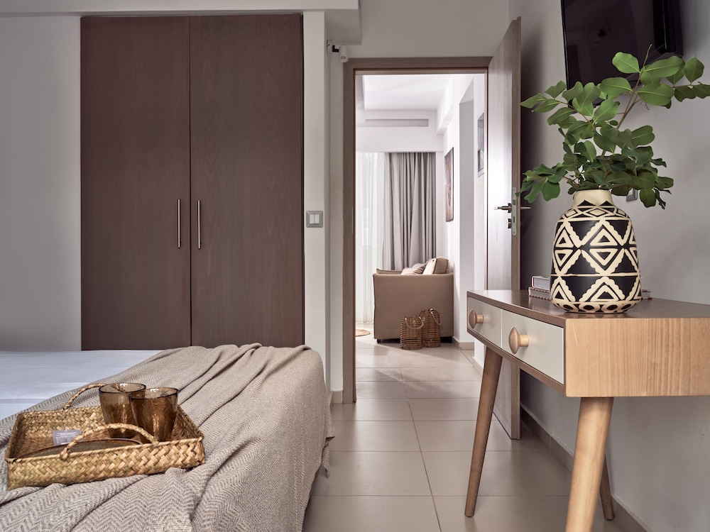 Troulis Apart Hotel 37/74