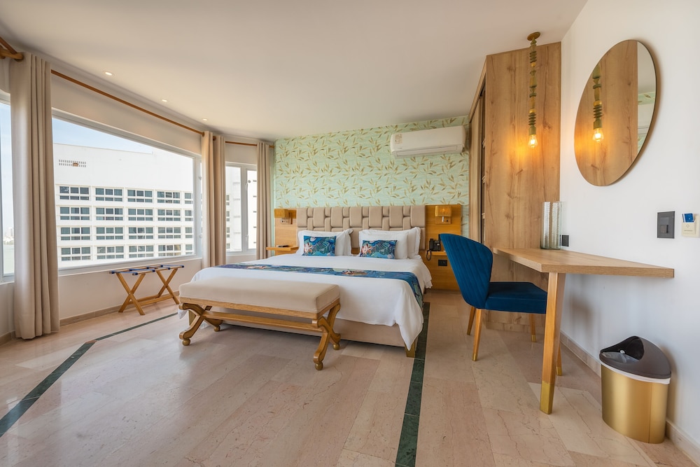 Hotel Regatta Cartagena 28/50