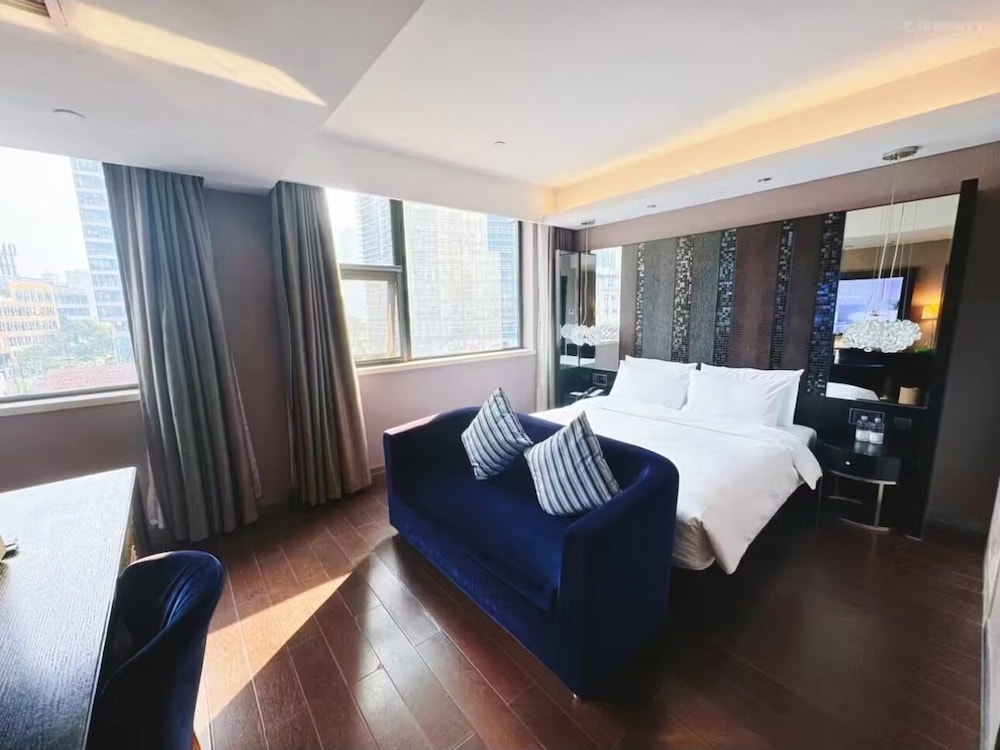 Orange Crystal Hotel (North the Bund East Daming Road) 13/59