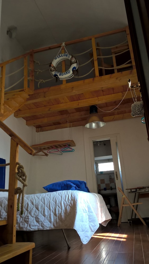B&B Pompeilog 15/46