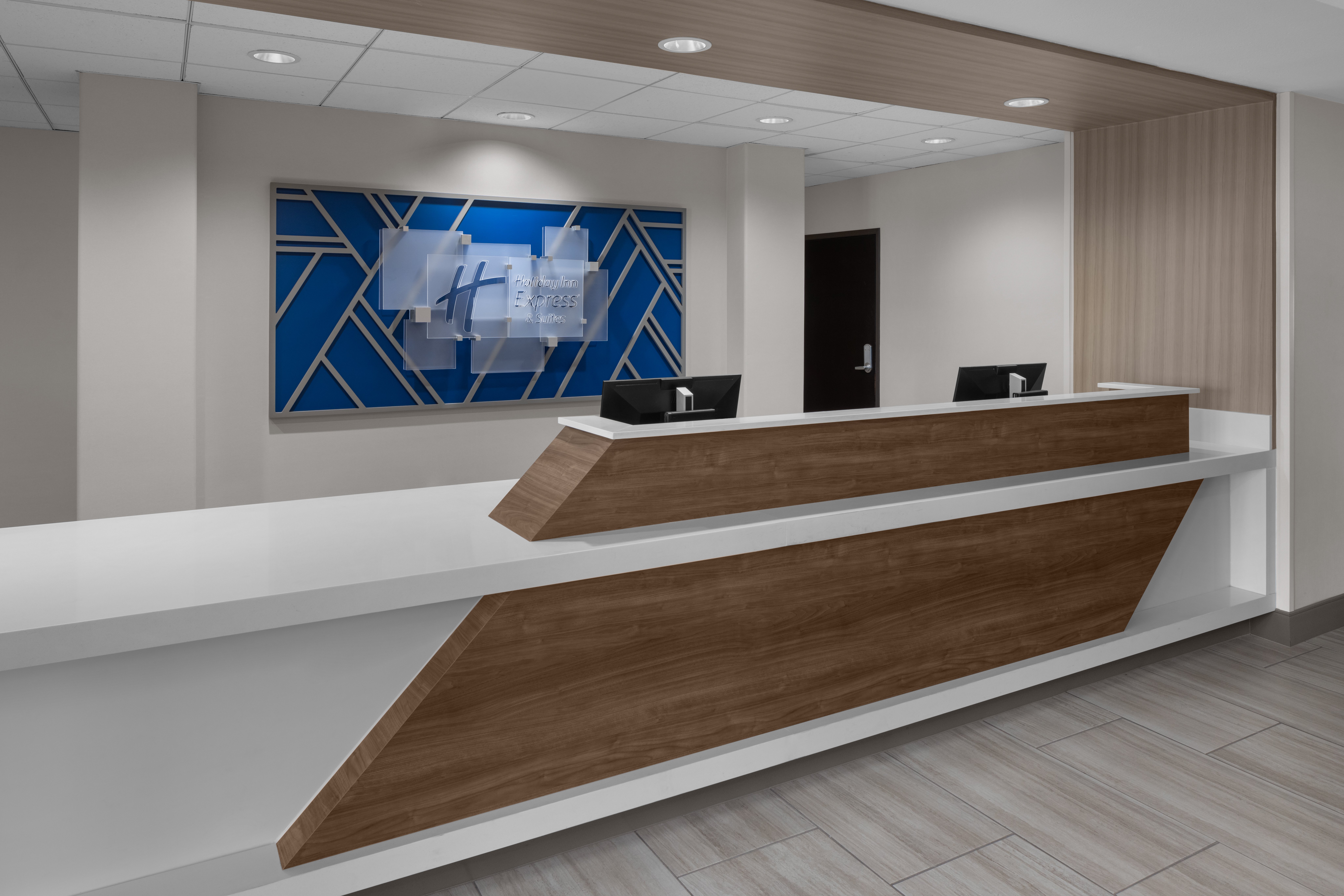 Holiday Inn Express Hotel And Suites Midland Loop 250 10/71
