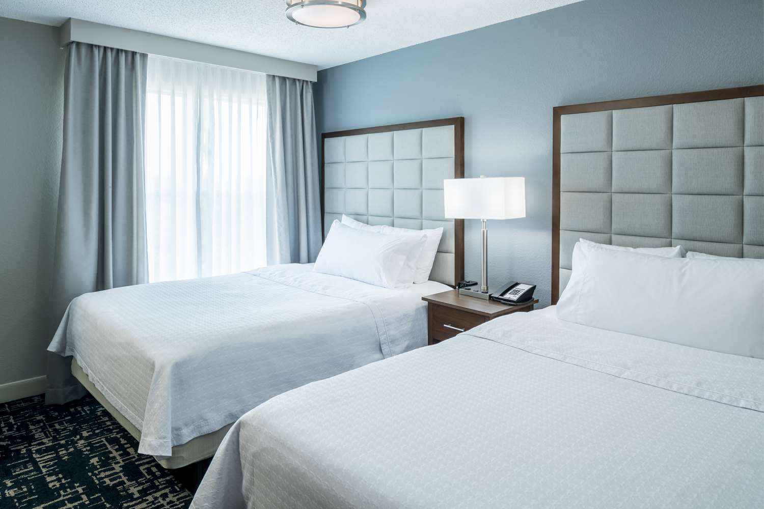 1 BEDROOM, SUITE, 2 DOUBLE BEDS