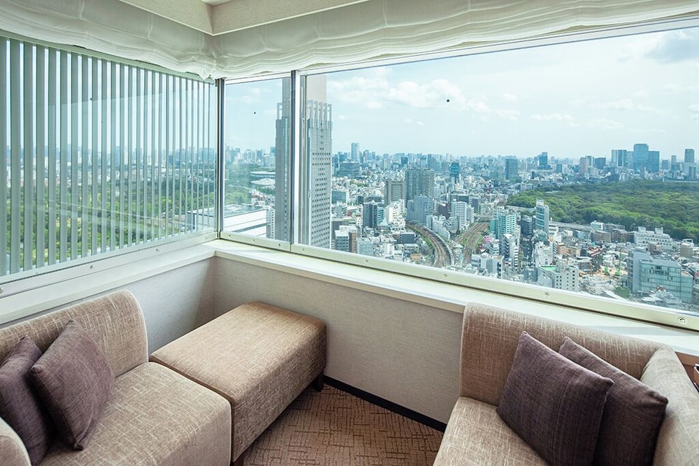 Century Southern Tower 45/70