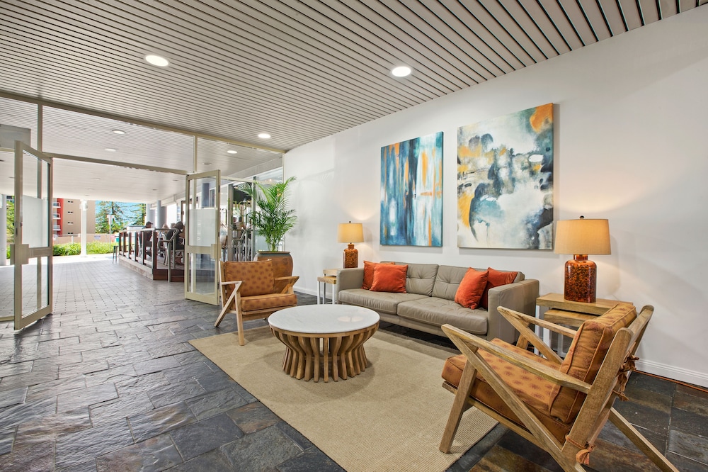 PORT PACIFIC RESORT 44/66