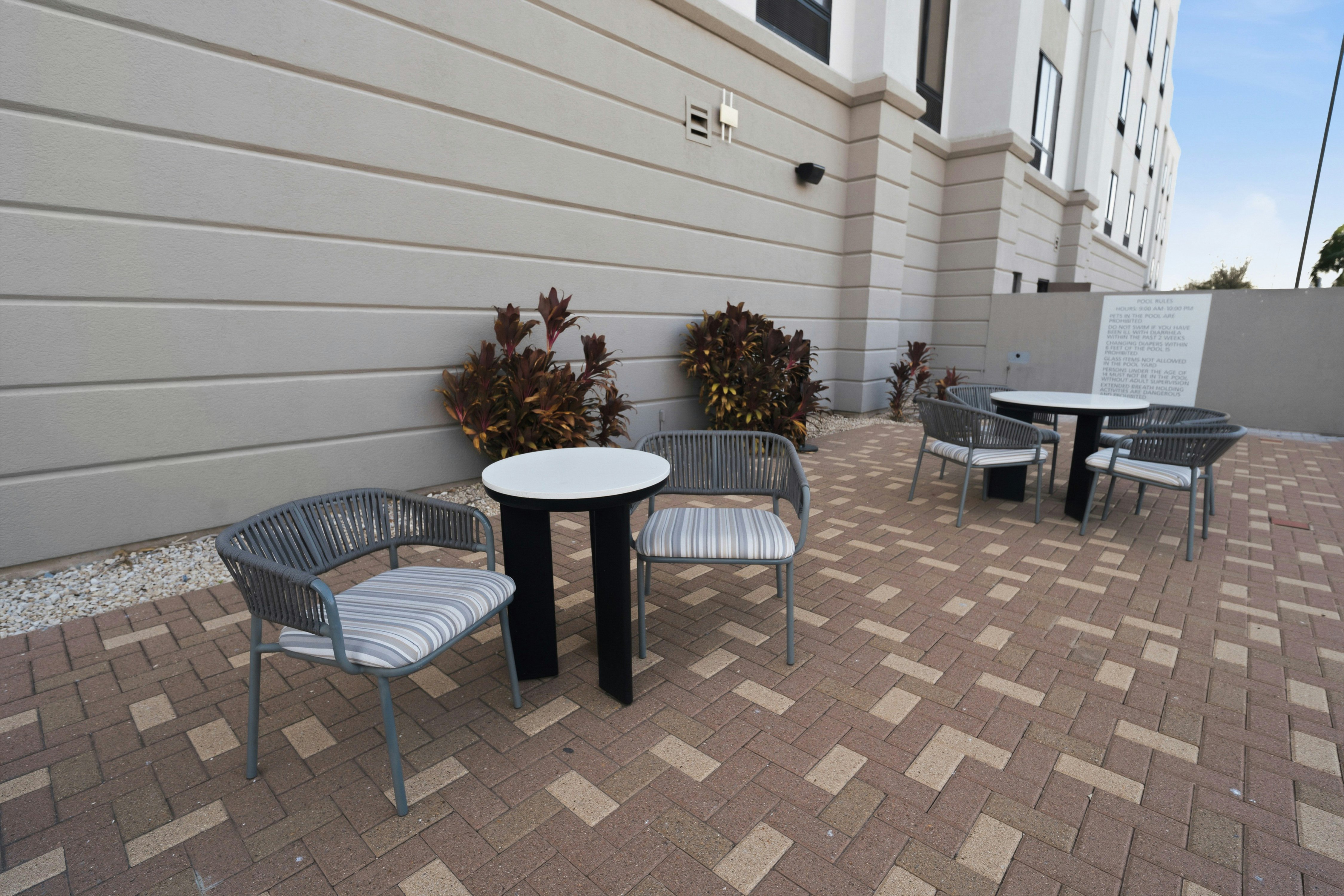 Hampton Inn & Suites Pharr, TX 32/52