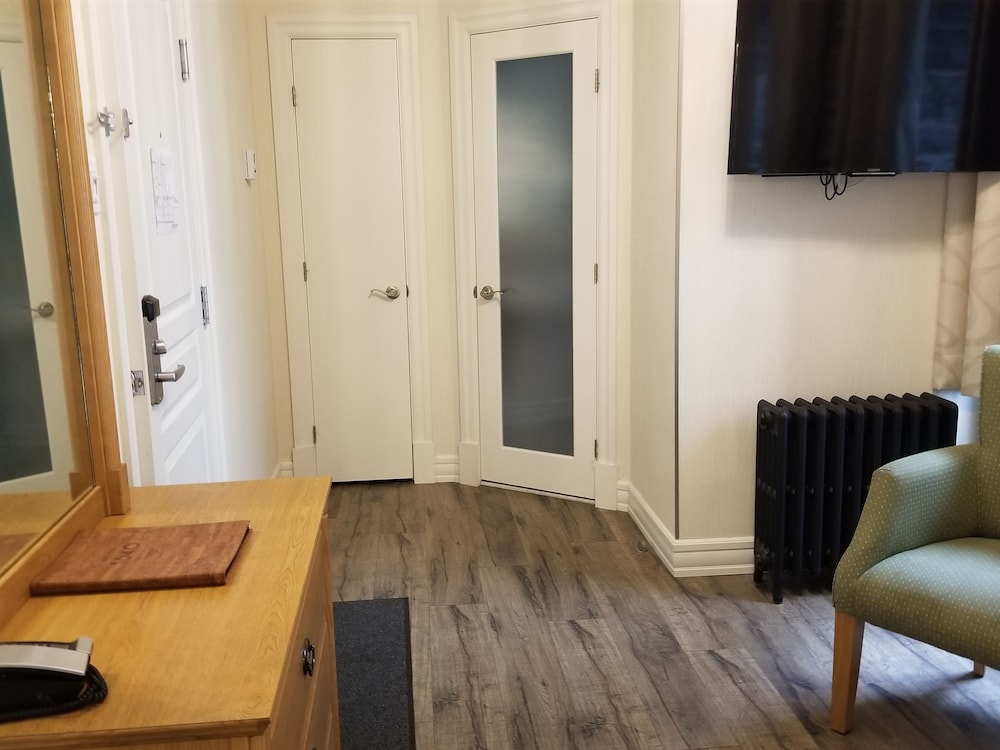 Auberge du Tresor 22/37