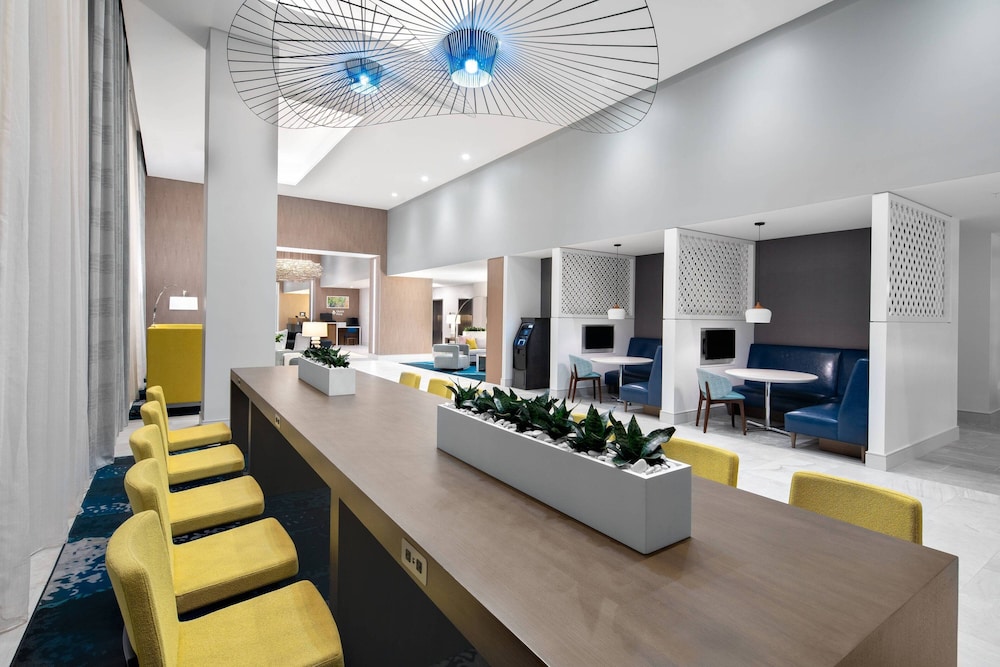 Courtyard By Marriott Delray Beach 16/61