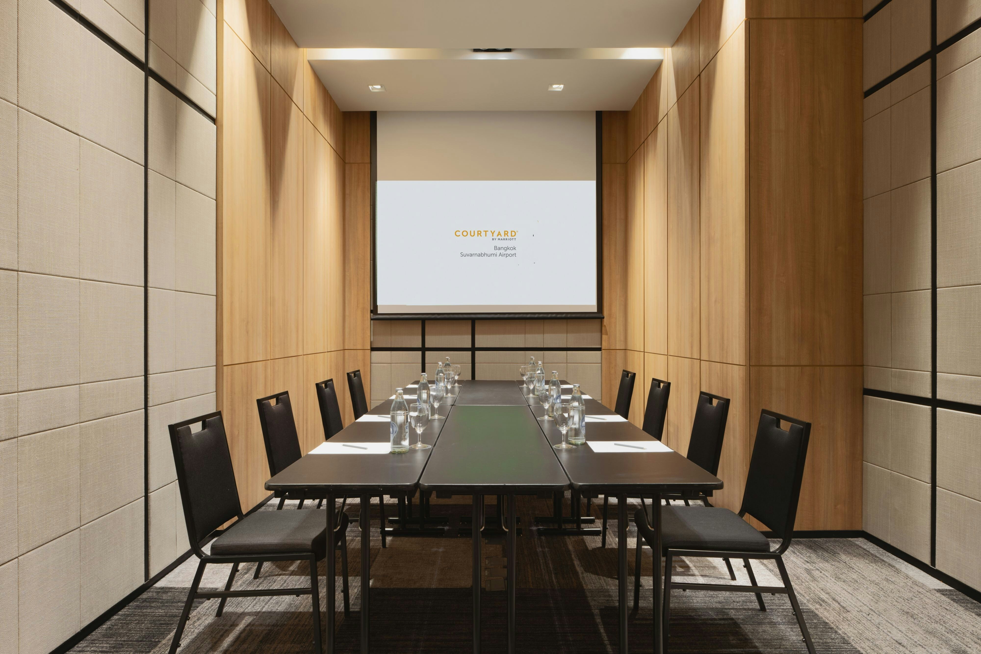 Courtyard by Marriott Bangkok Suvarnabhumi Airport 22/27