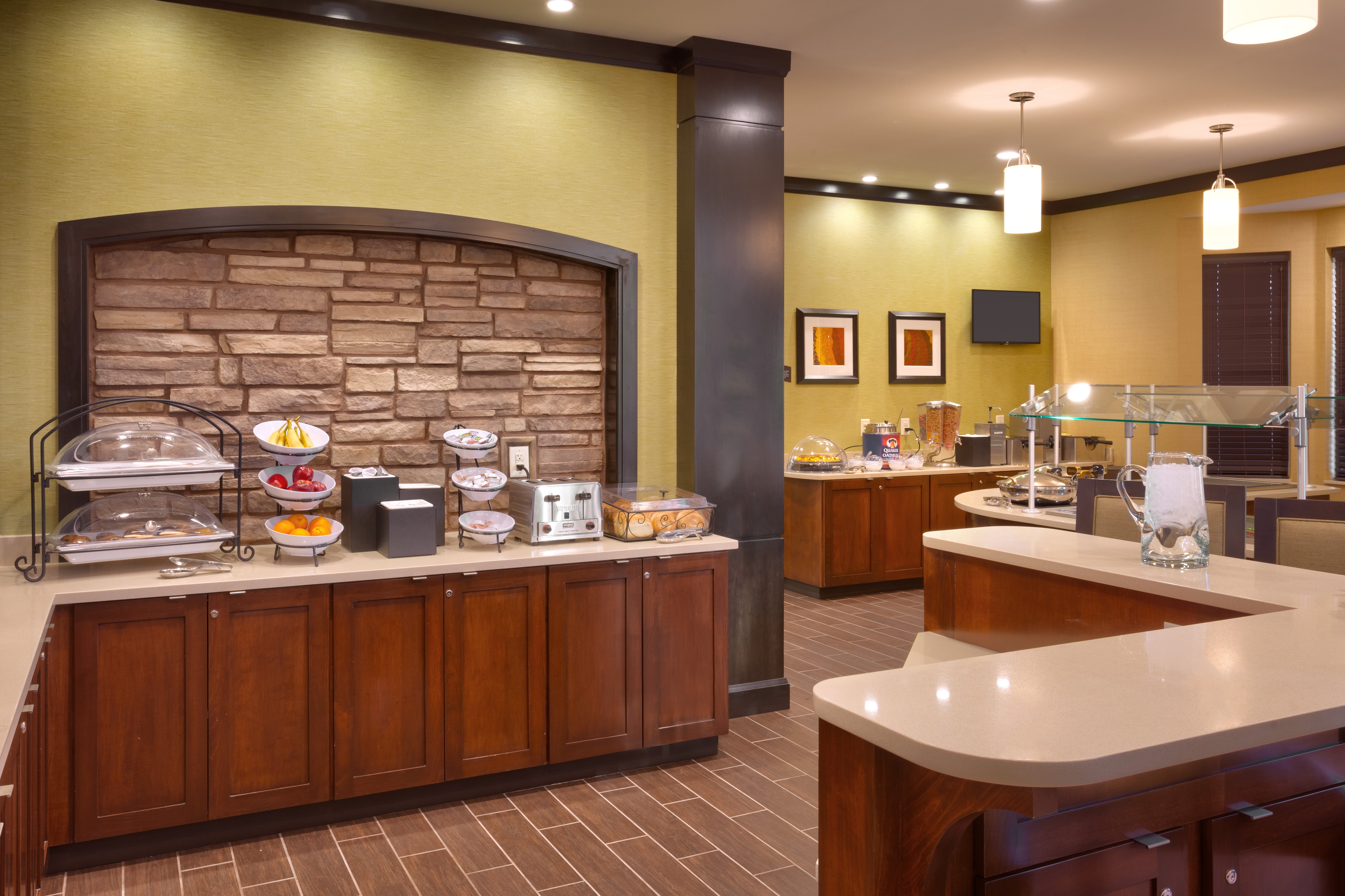 STAYBRIDGE SUITES CHEYENNE 13/26