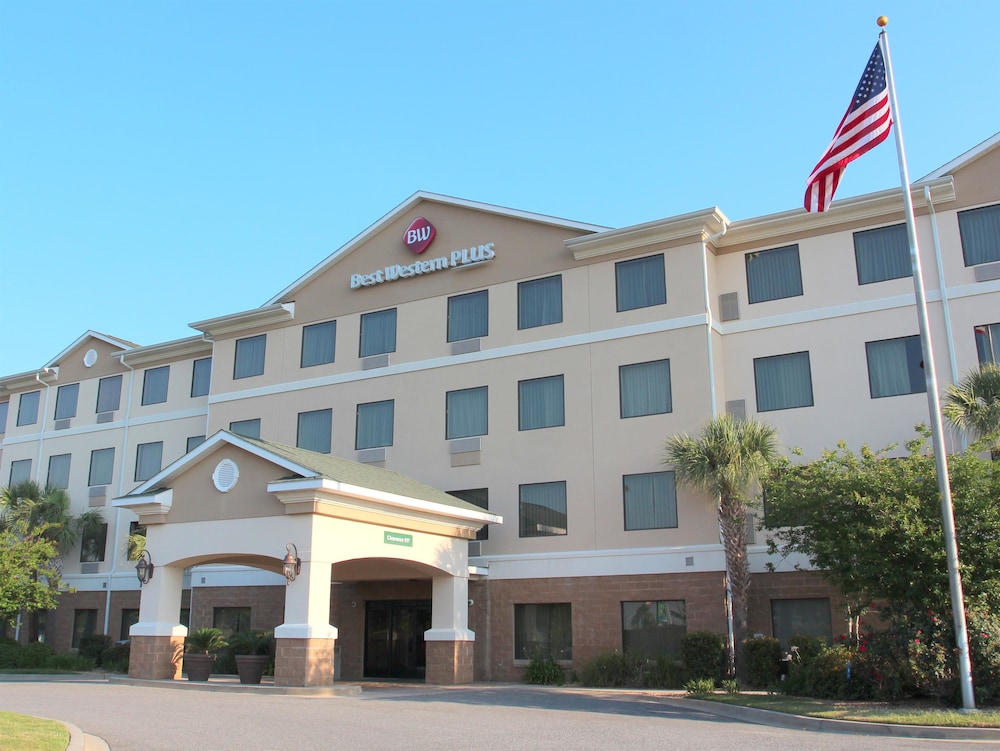 Best Western Plus Valdosta Hotel and Suites 1/41