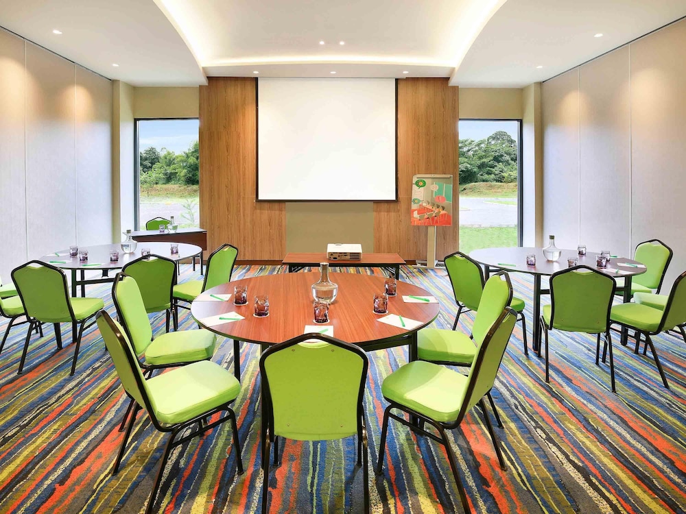 Ibis Styles Bogor Raya 53/61