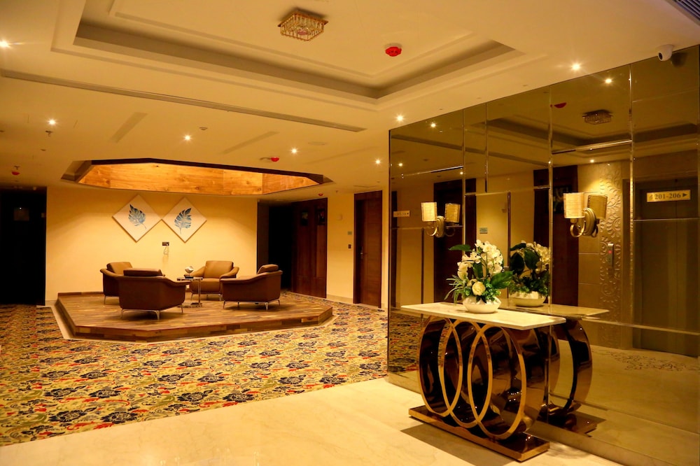 Blu Feather Hotel & Spa 15/69