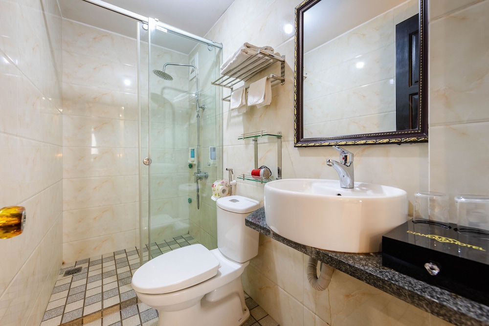 Kim Cuong Hotel 31/51
