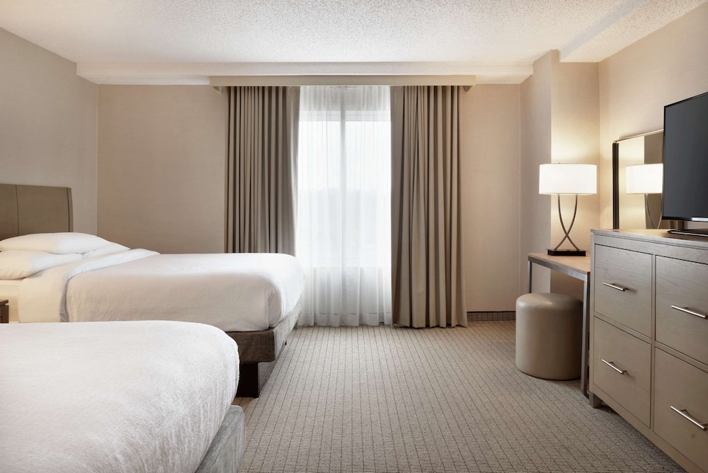 Embassy Suites by Hilton Cleveland Rockside 11/33