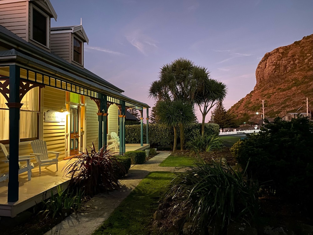 Hanlon House Bed And Breakfast 3/52