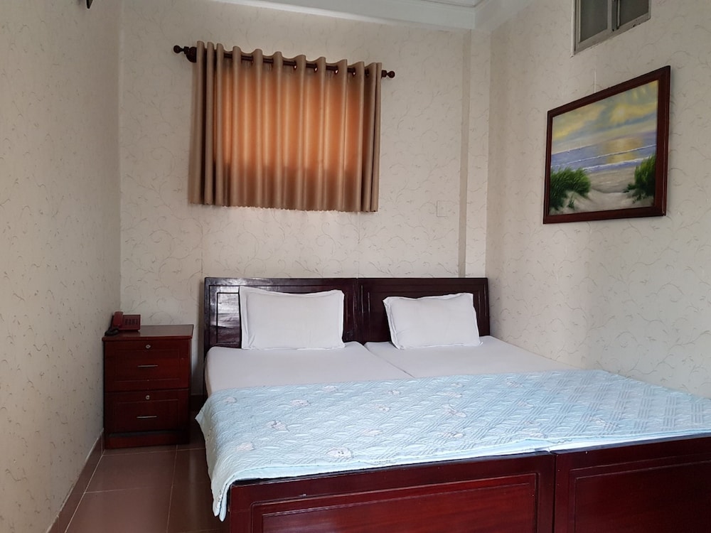 Hong Vinh Hotel 23/54