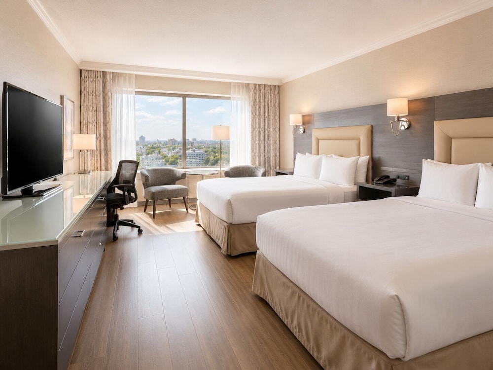 junior suite, 2 double beds, Le Concorde Hotel 3/6