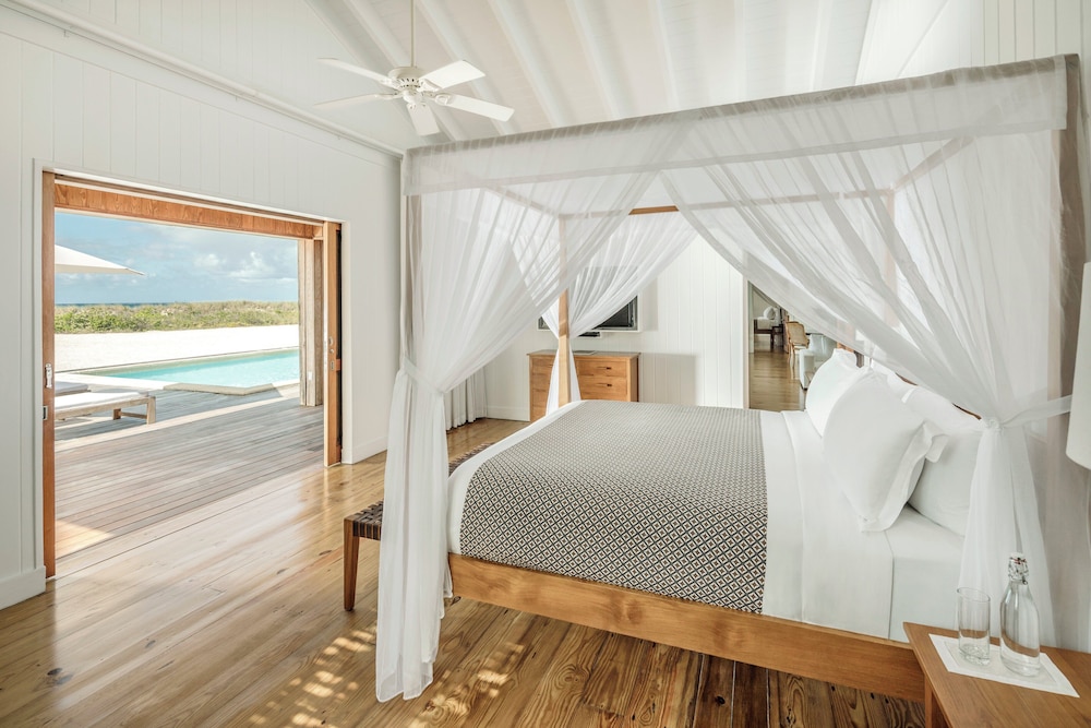 Como, Villa, 3 King Beds