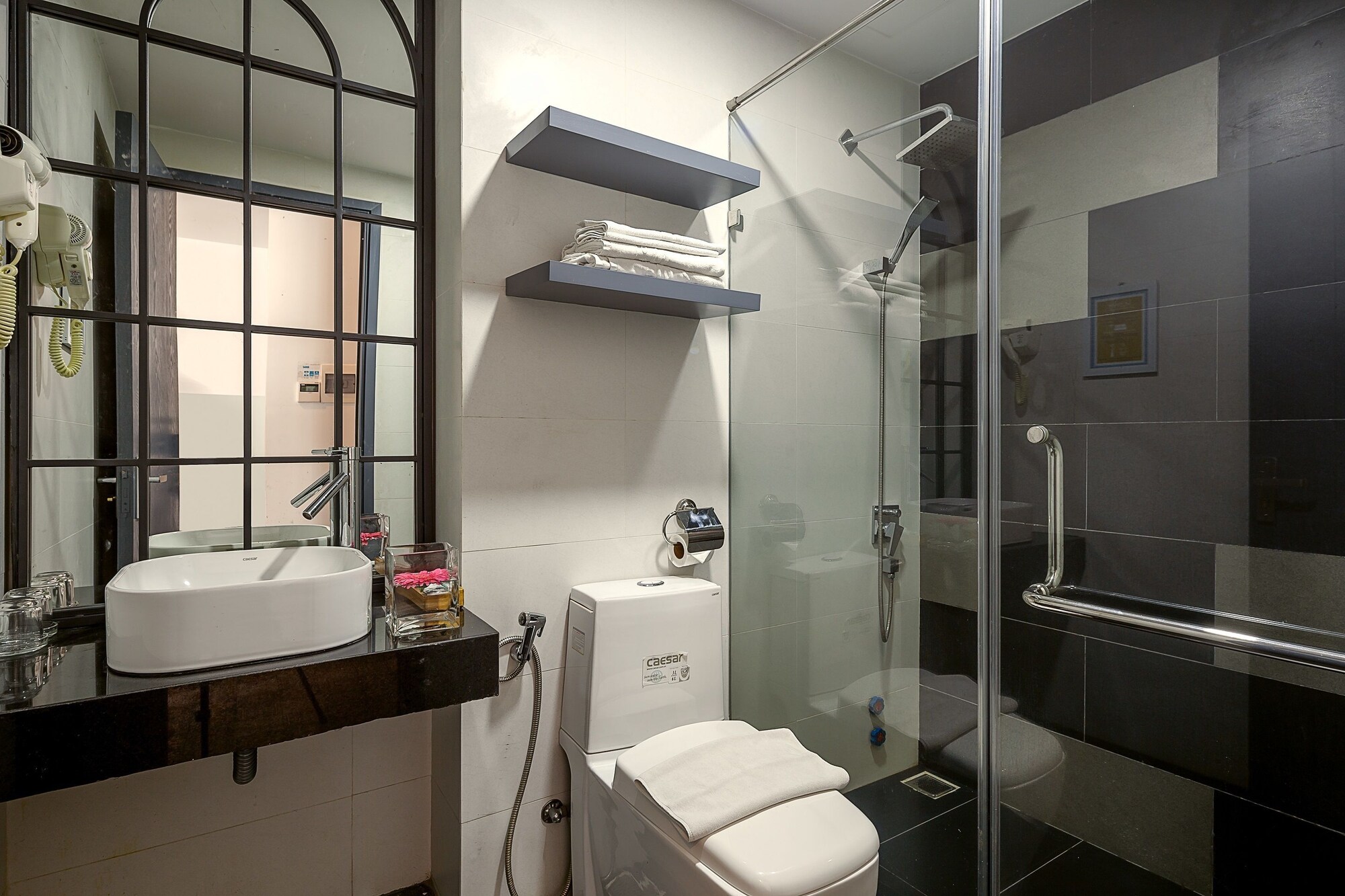 استوديو أساسي بسرير كينج، Le House Boutique Hotel 10/10